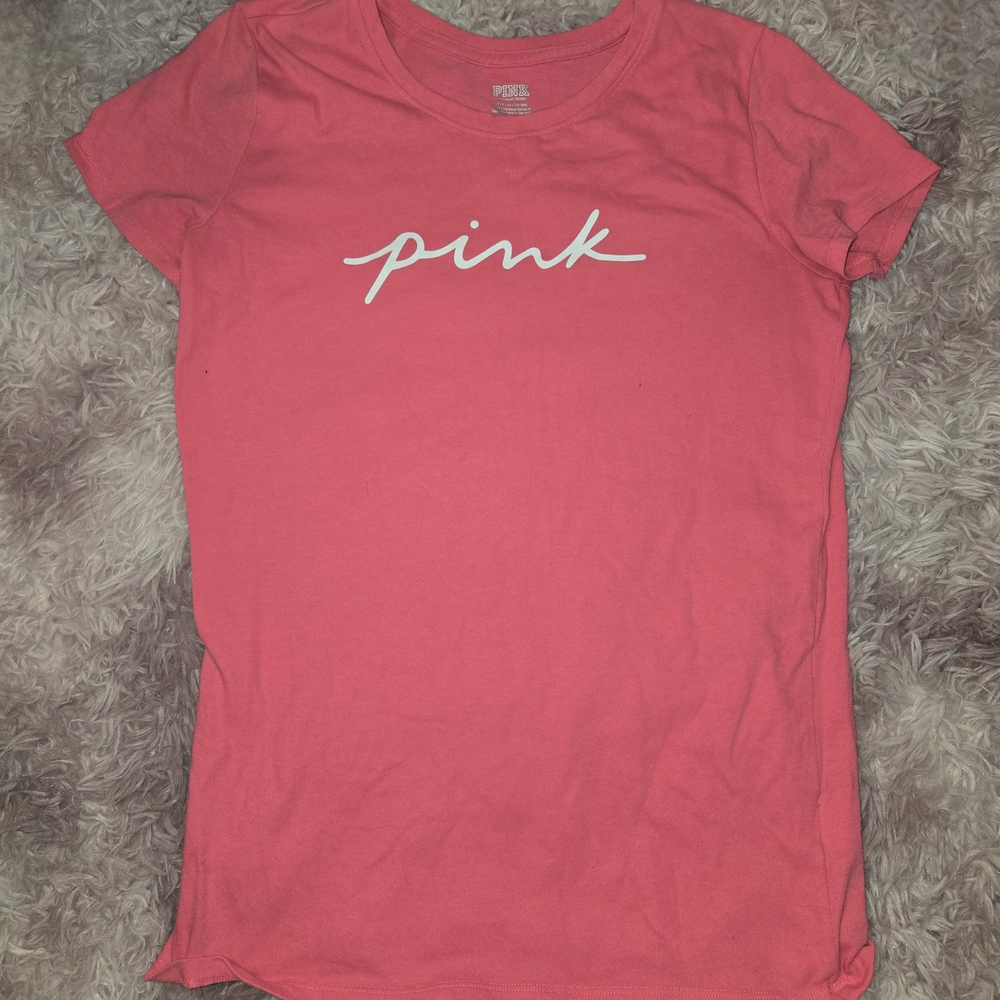 PINK Victoria's Secret Bundle! Sweatshirt/Tank/Tshirt - Picture 6 of 7